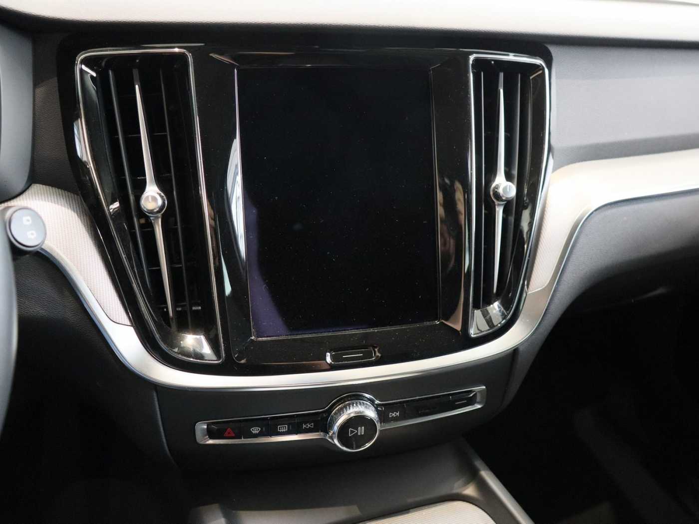 Volvo V60 Cross Country – Bild 7