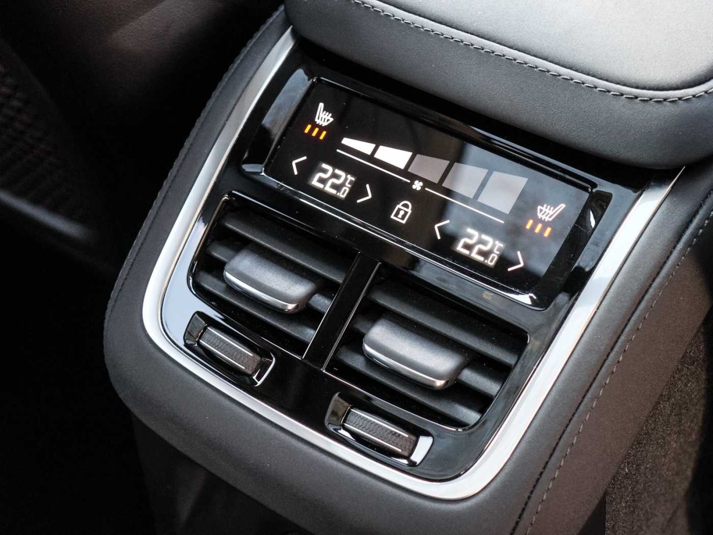 Volvo XC90 – Bild 15