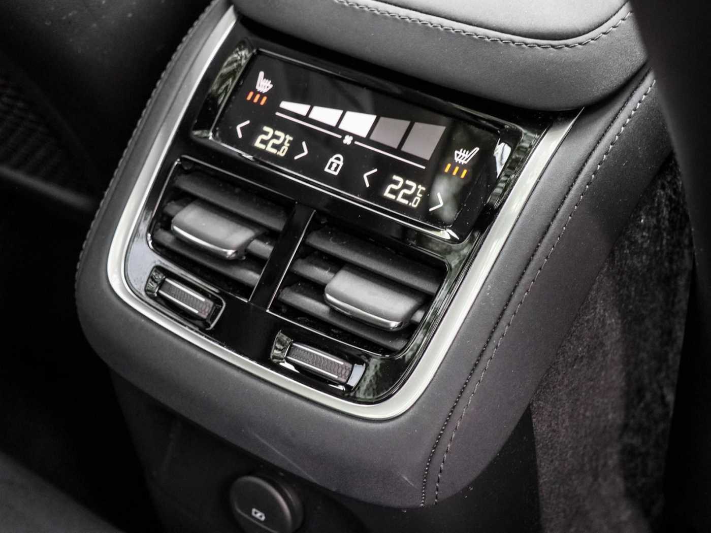 Volvo XC90 – Bild 15