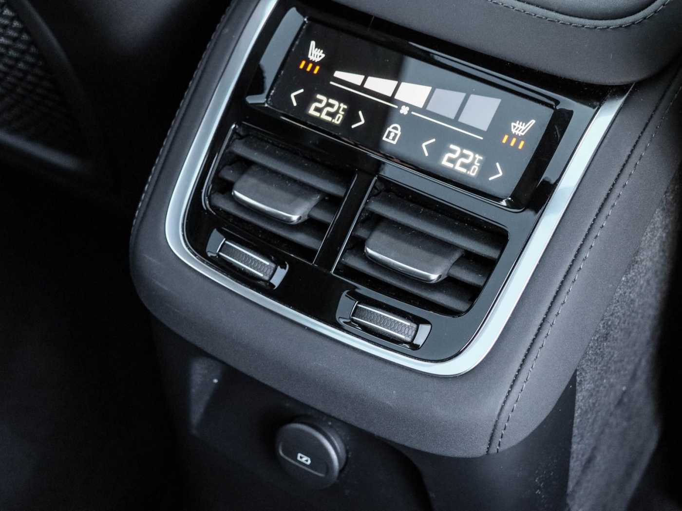 Volvo XC90 – Bild 16
