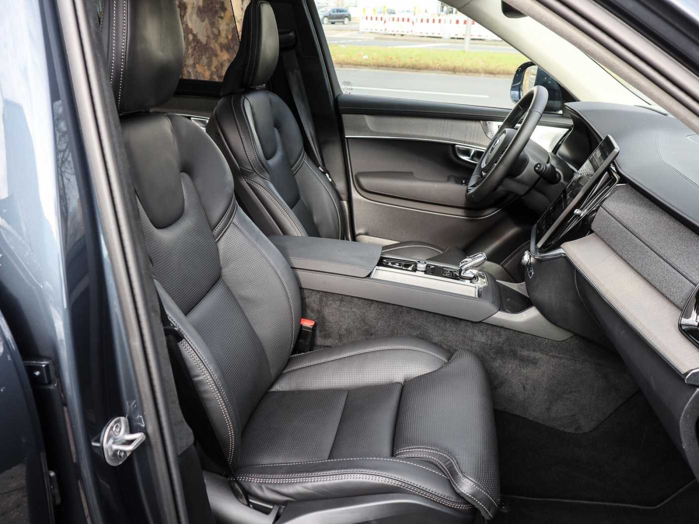 Volvo XC90 – Bild 6