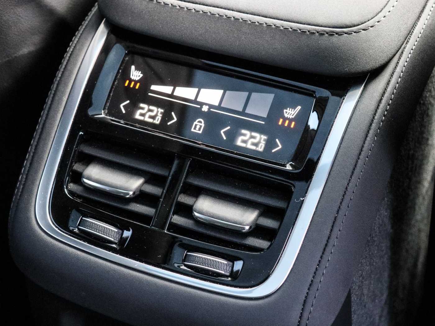 Volvo XC90 – Bild 16