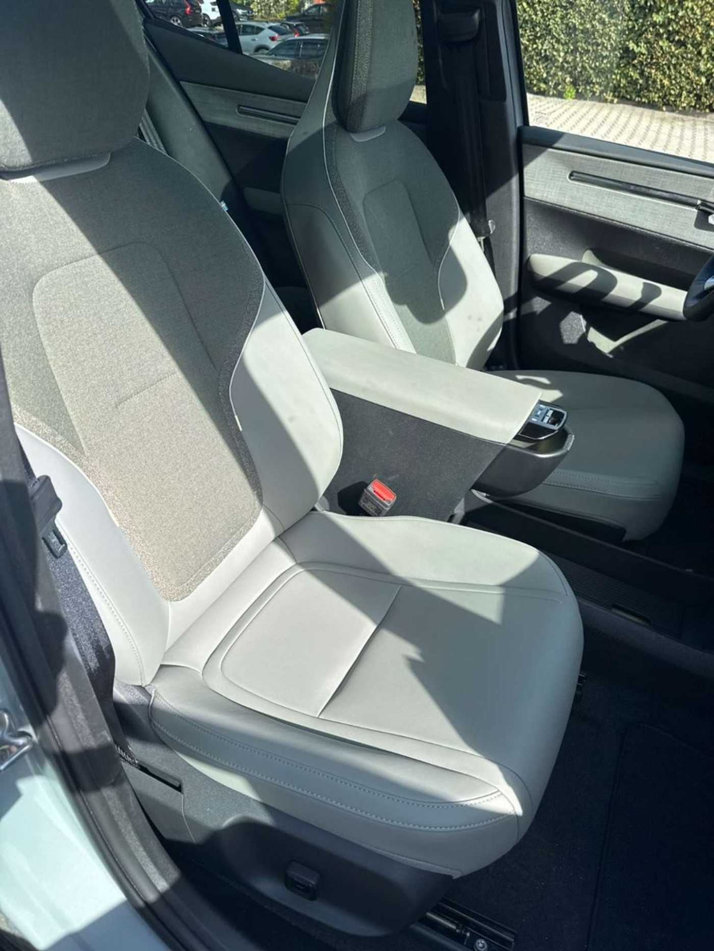 Volvo EX30 – Bild 11