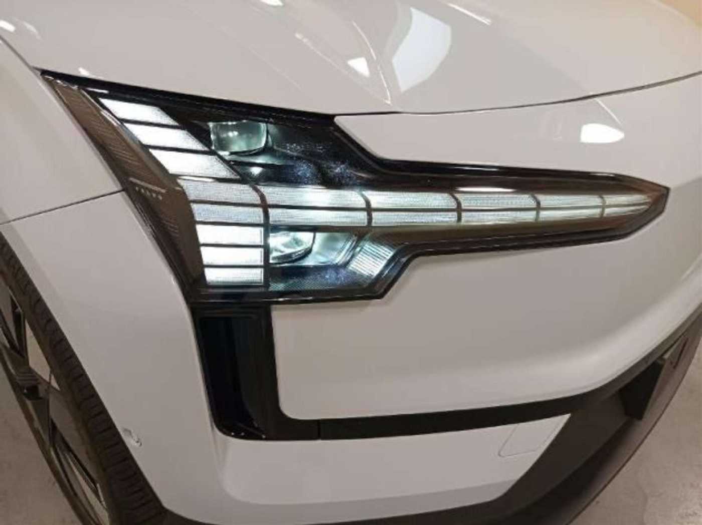 Volvo EX30 – Bild 5