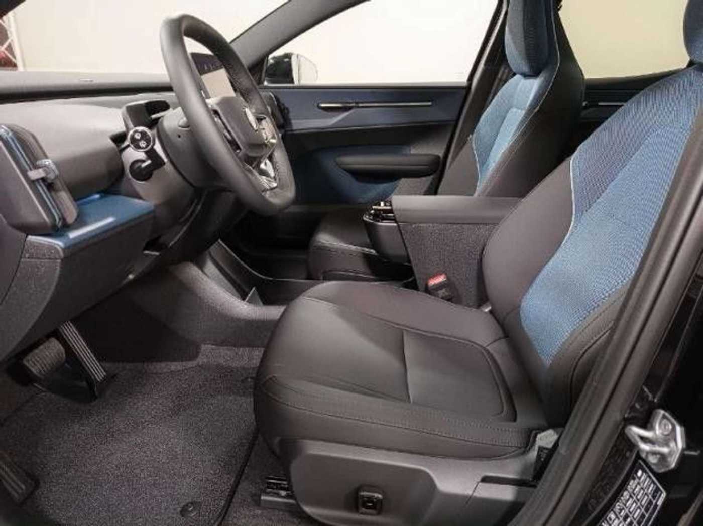 Volvo EX30 – Bild 12