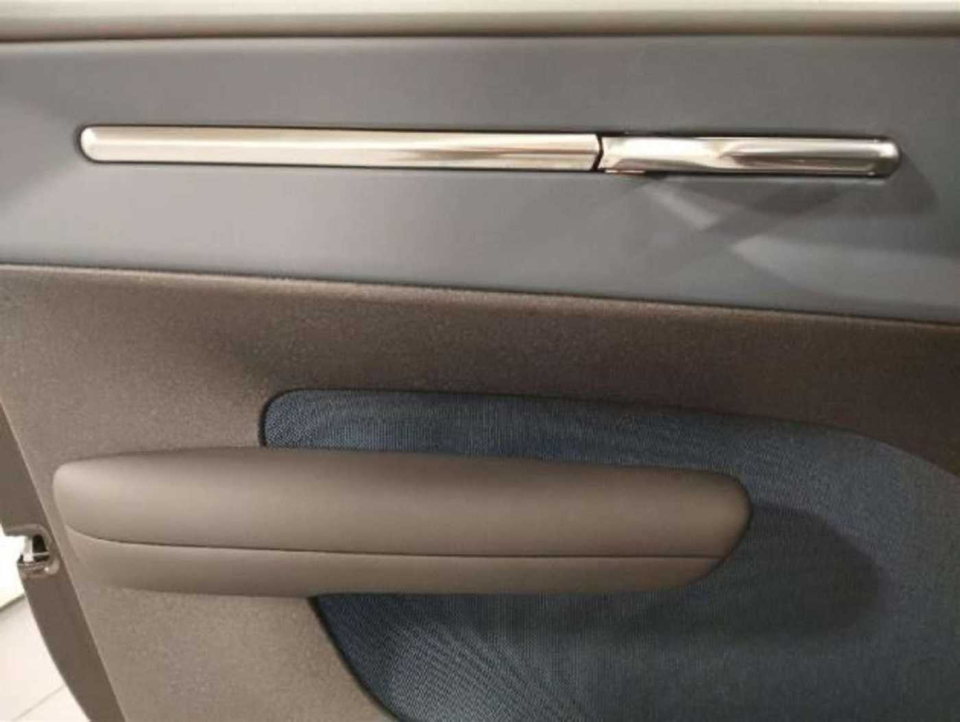 Volvo EX30 – Bild 12