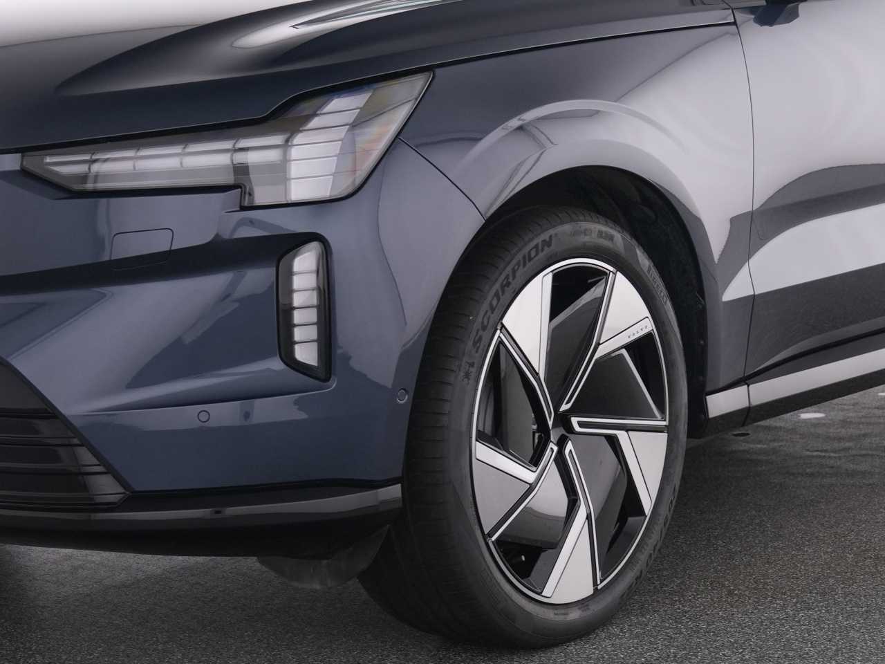 Volvo EX90 – Bild 9