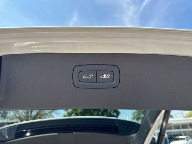 Volvo XC90 – Bild 16