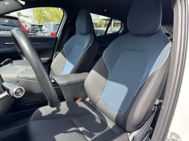 Volvo EX30 – Bild 12
