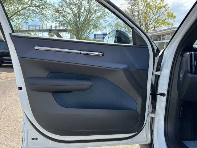 Volvo EX30 – Bild 15
