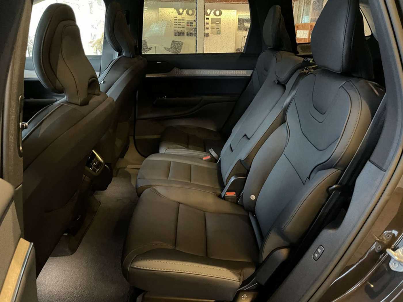 Volvo EX90 – Bild 21