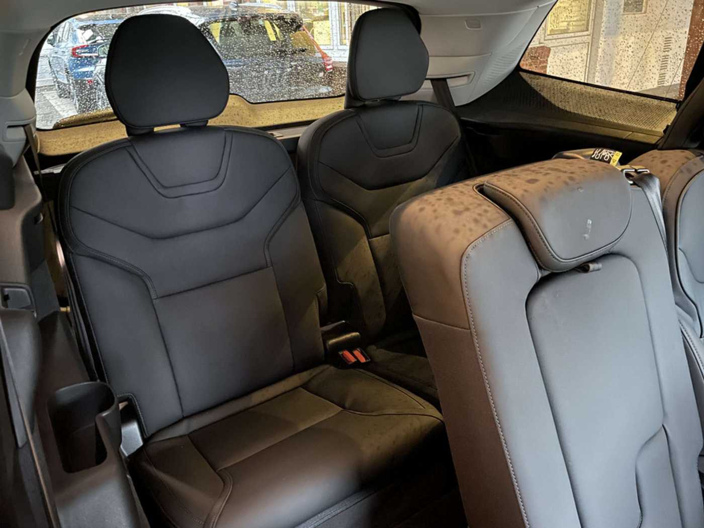 Volvo EX90 – Bild 25