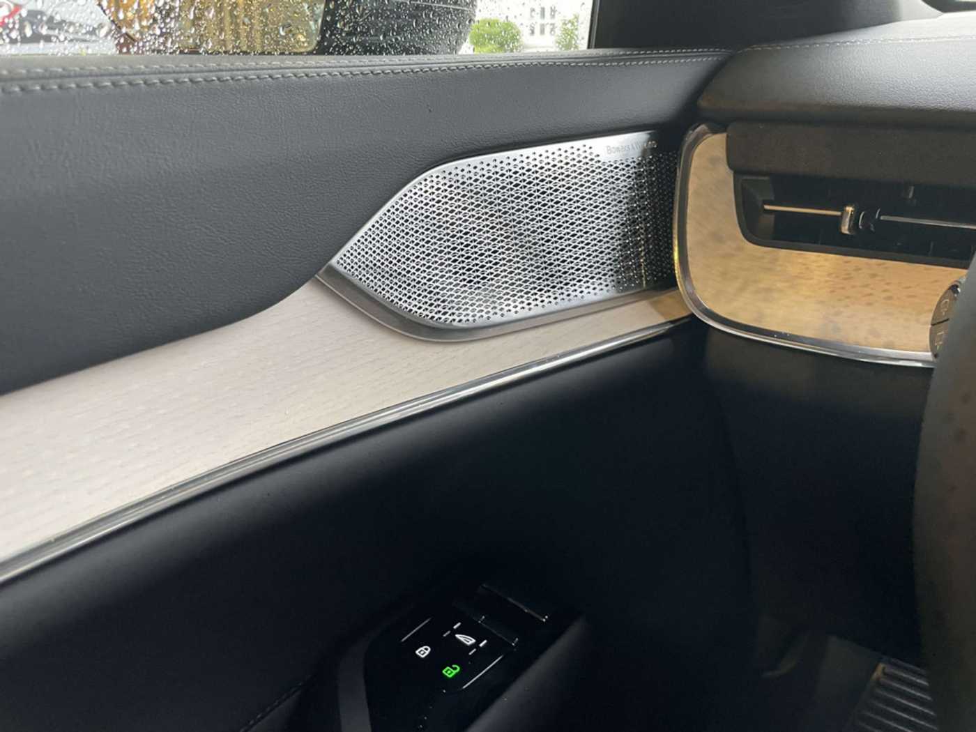Volvo EX90 – Bild 21