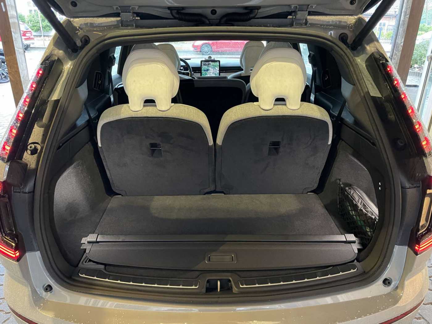 Volvo EX90 – Bild 27