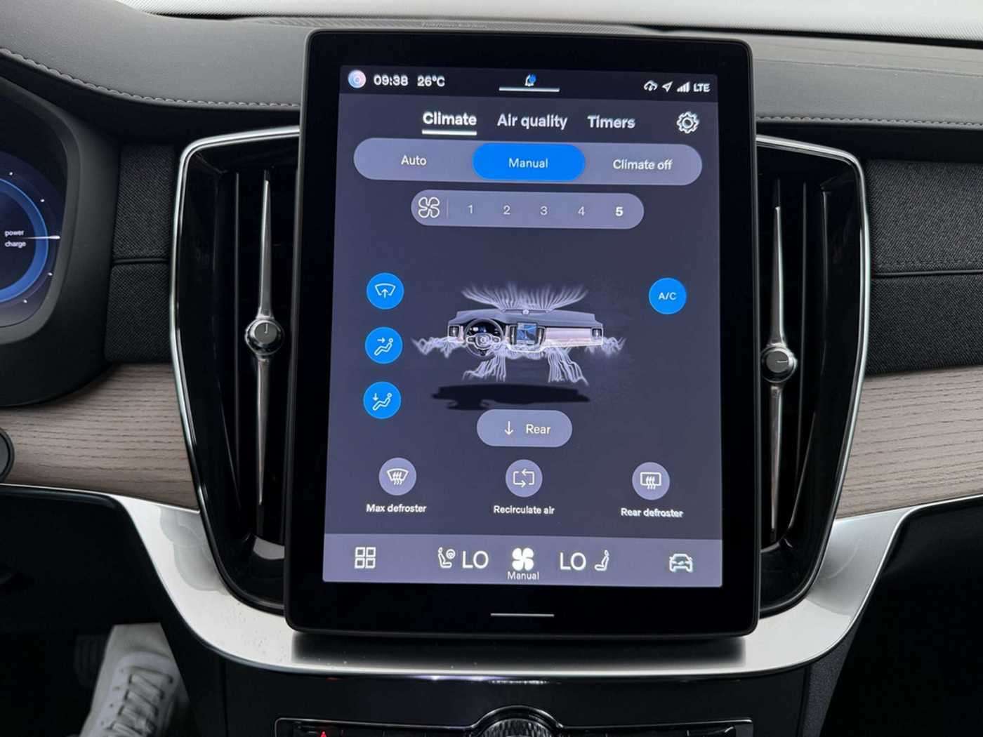 Volvo XC90 – Bild 12