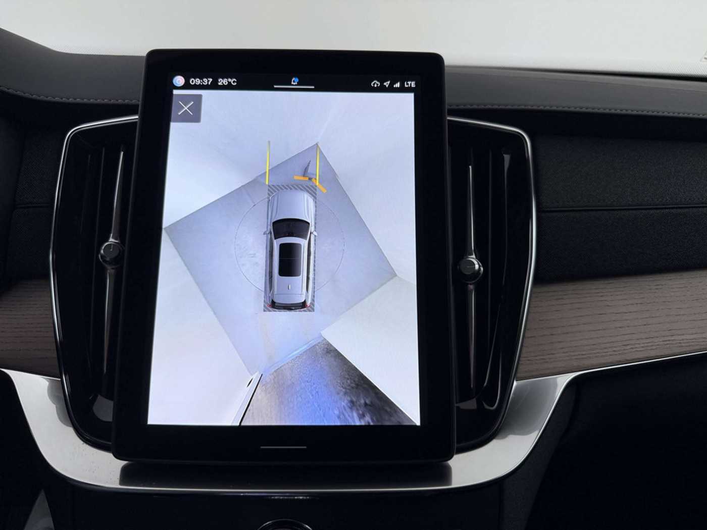 Volvo XC90 – Bild 9