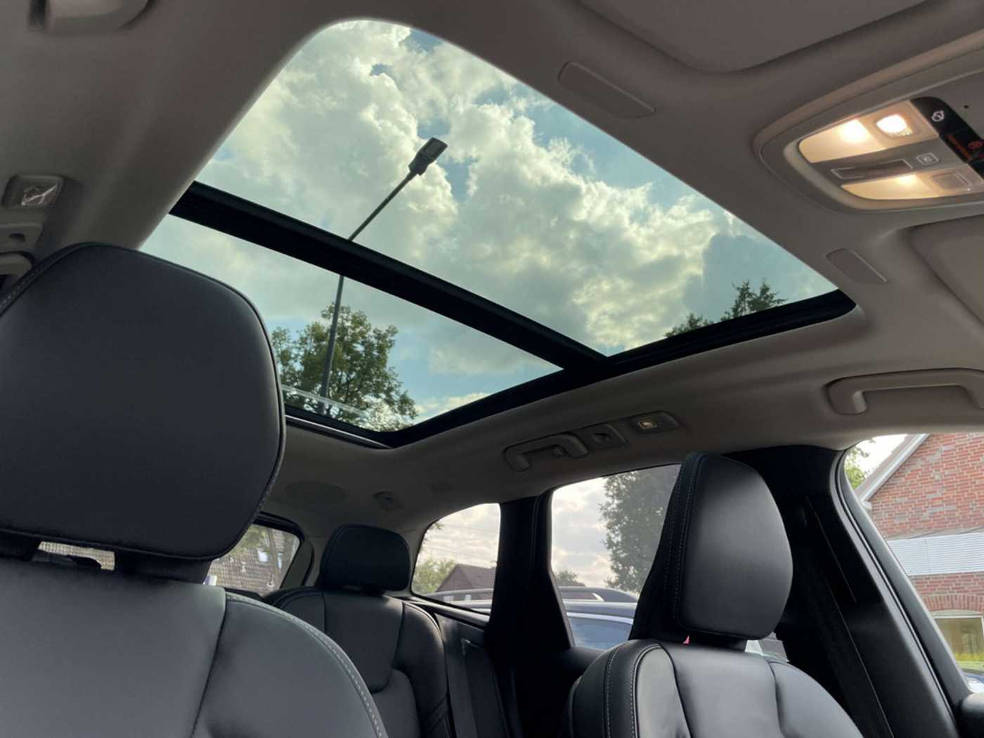 Volvo XC60 – Bild 12