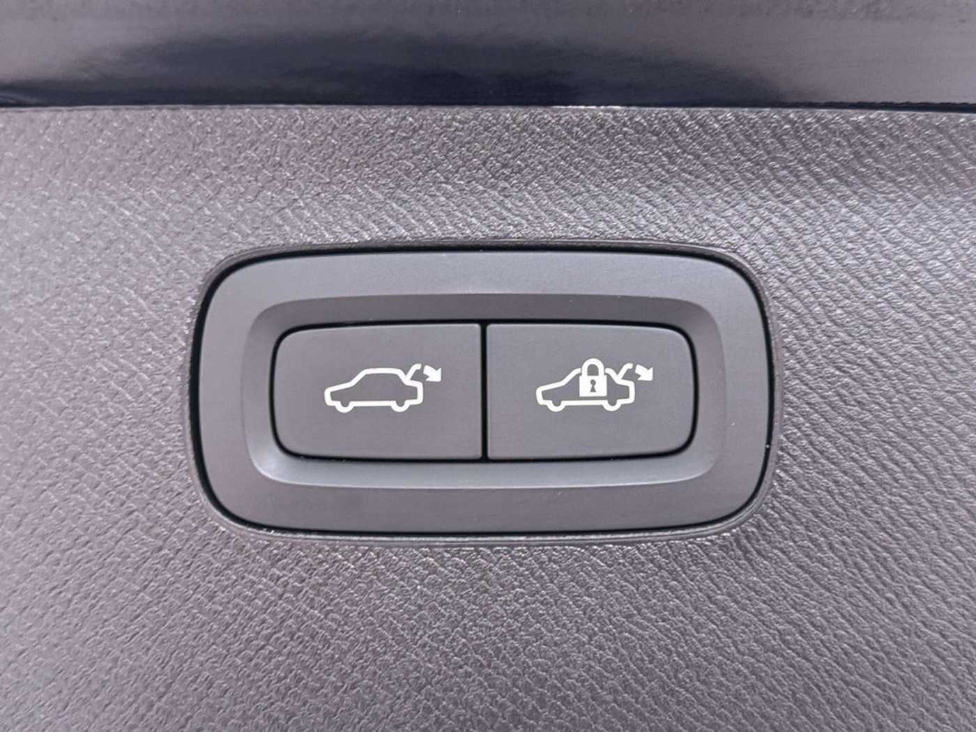 Volvo XC90 – Bild 24