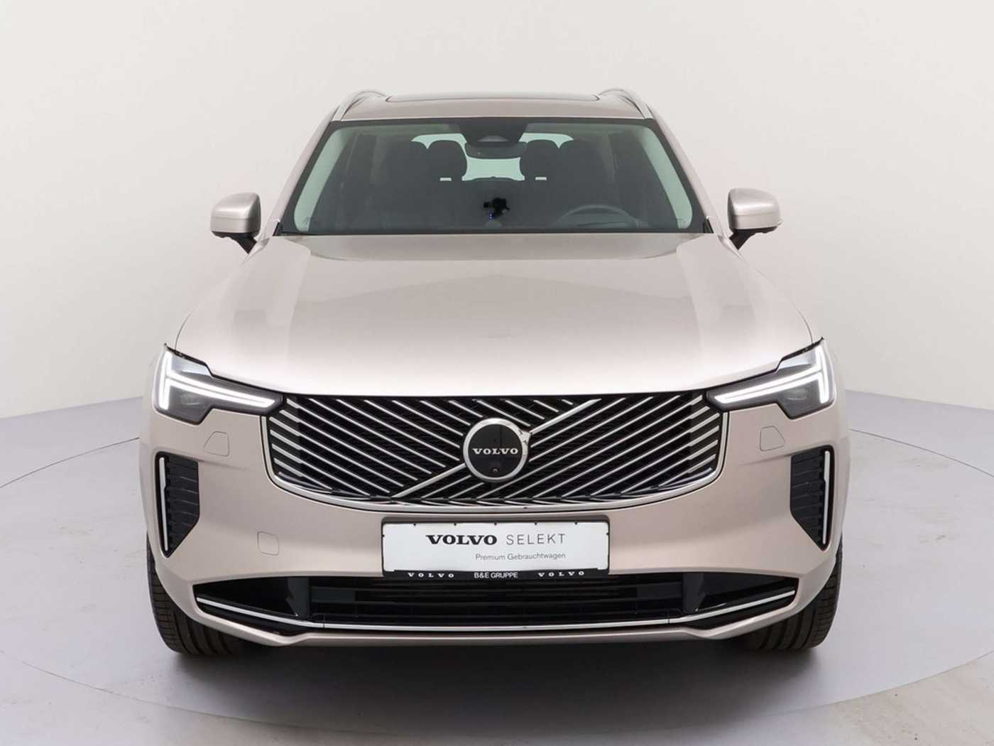Volvo XC90 – Bild 2
