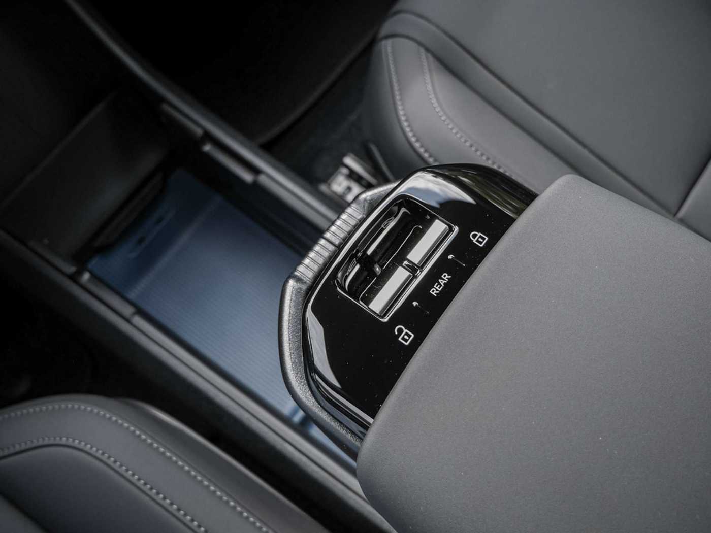 Volvo EX30 – Bild 13