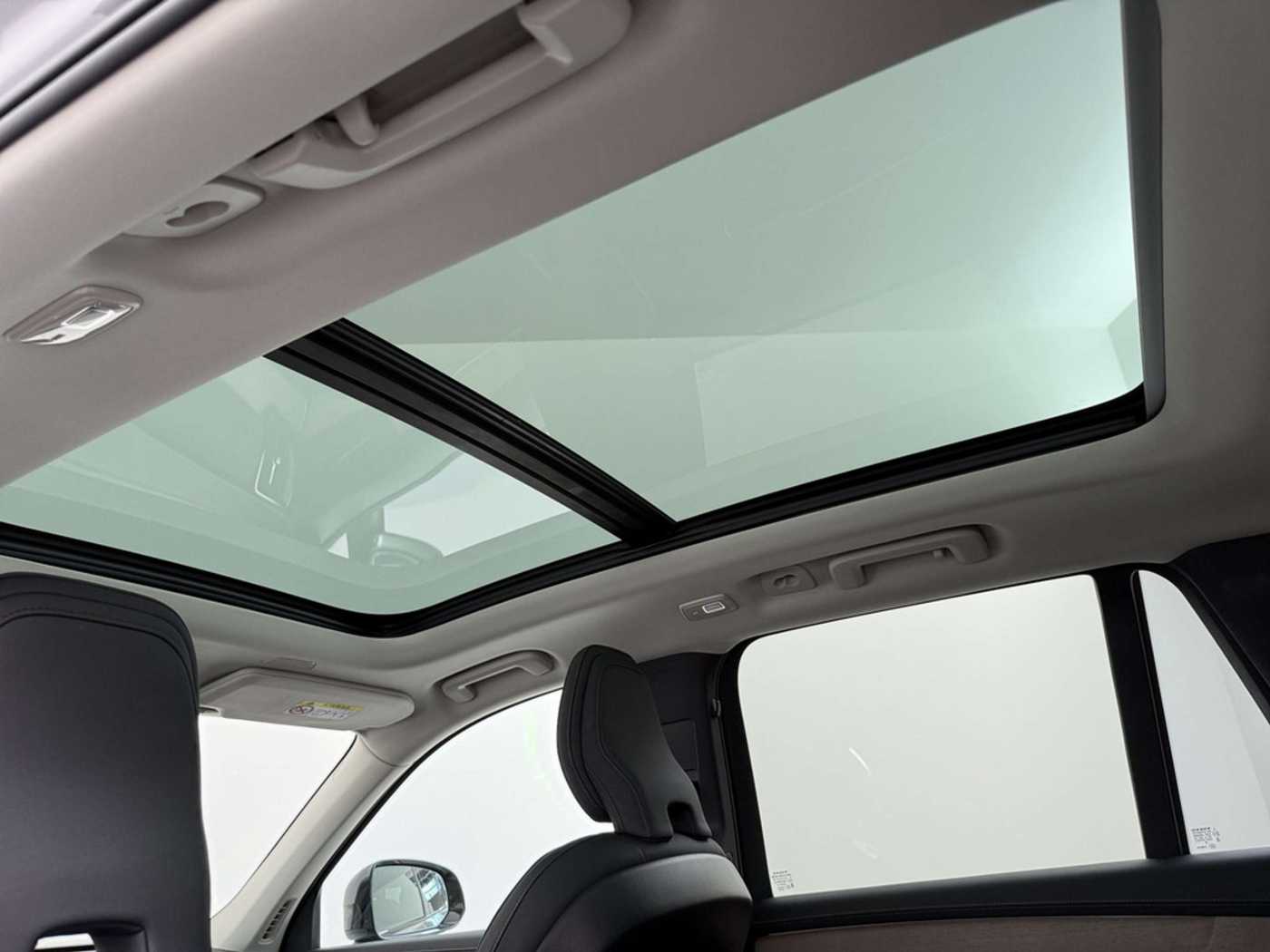 Volvo XC90 – Bild 15