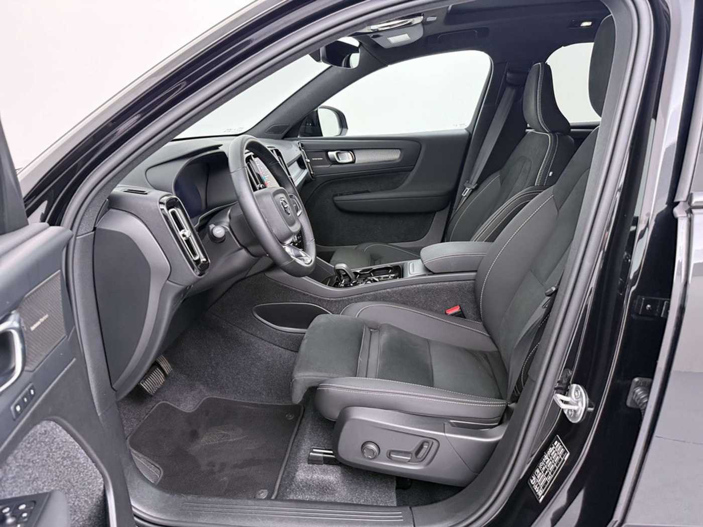 Volvo XC40 – Bild 12