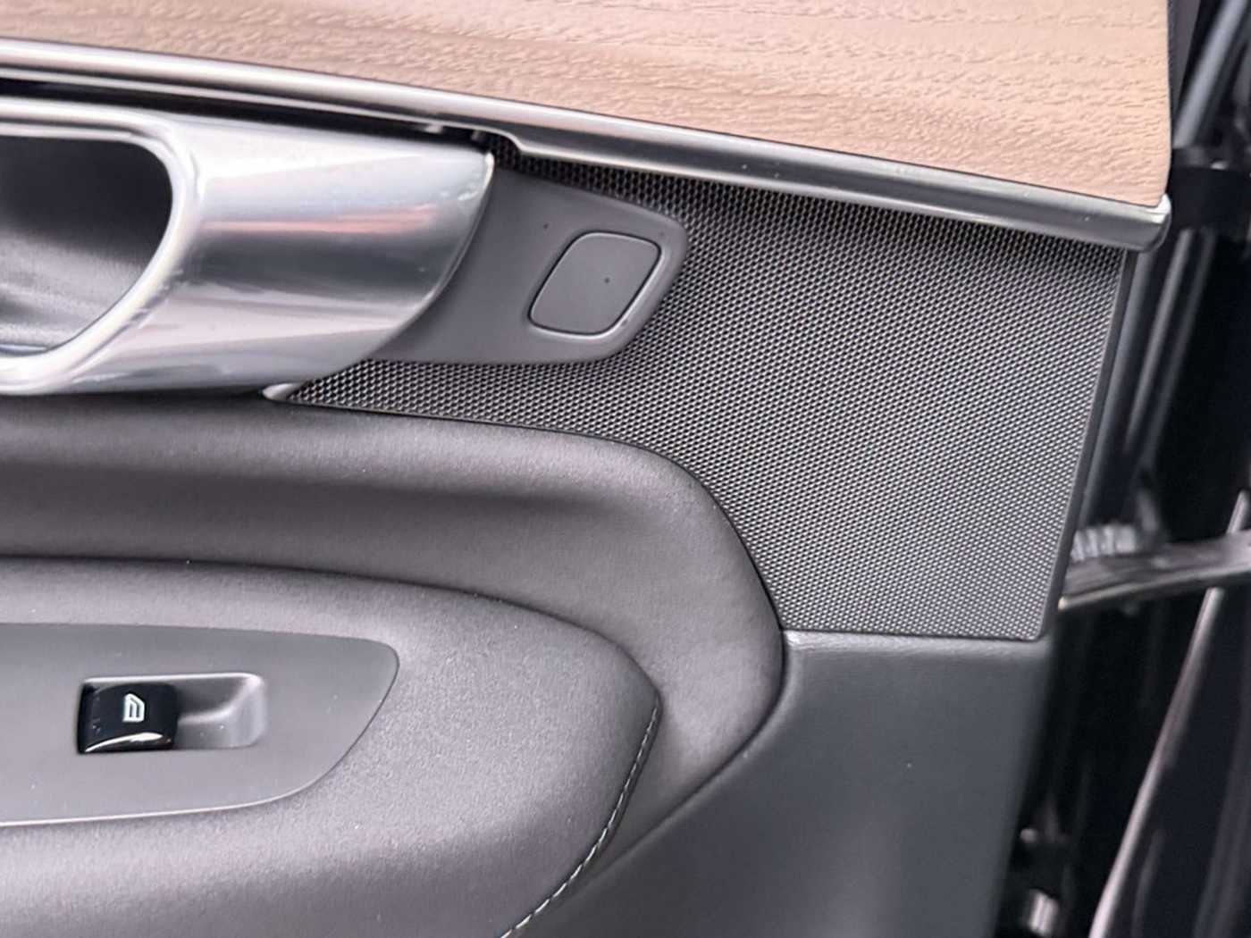 Volvo XC90 – Bild 16