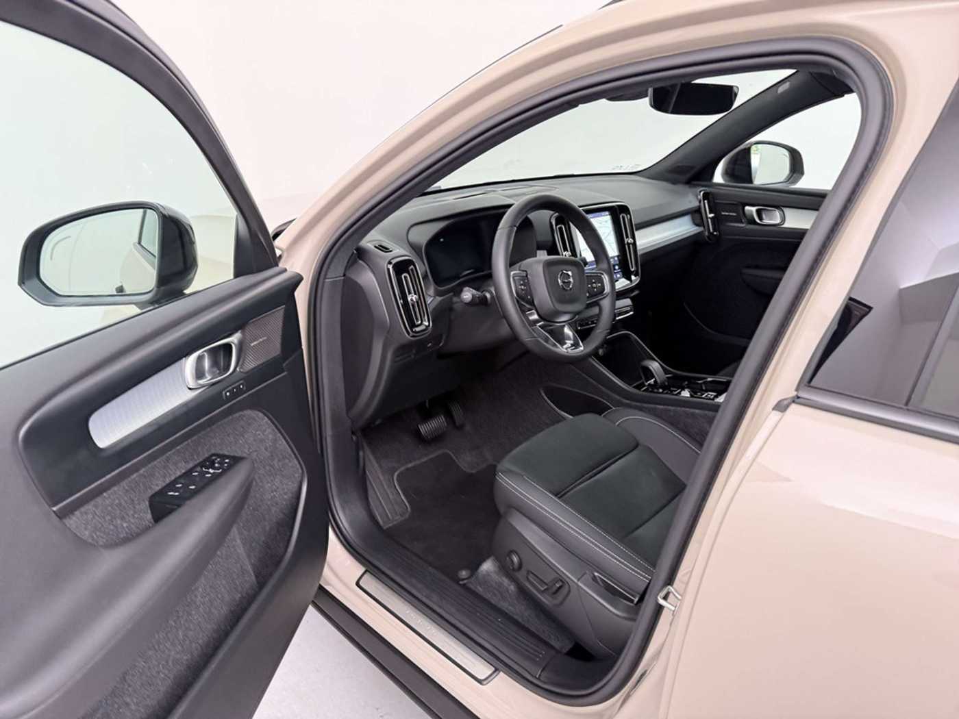 Volvo XC40 – Bild 11