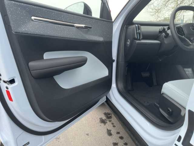 Volvo EX30 – Bild 16