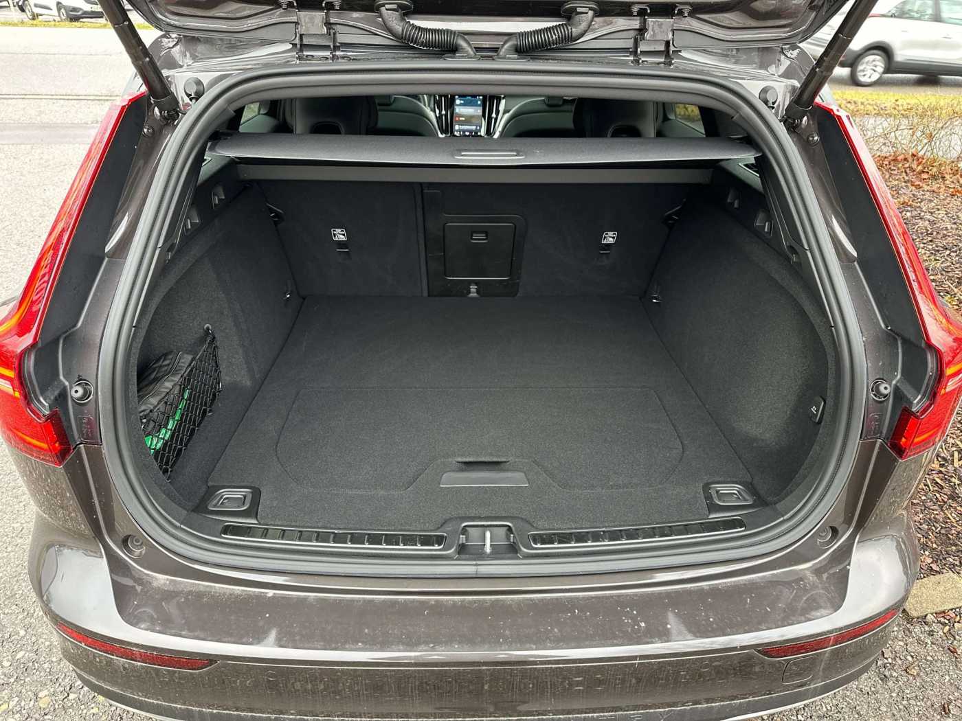 Volvo V60 Cross Country – Bild 12
