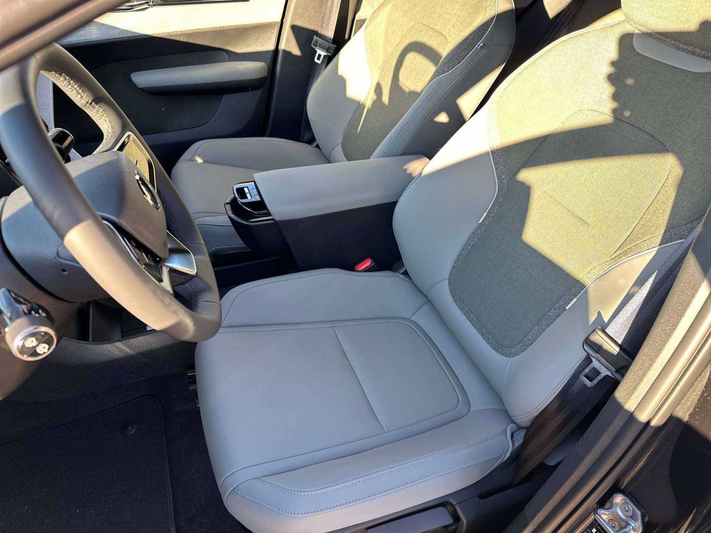 Volvo EX30 – Bild 8