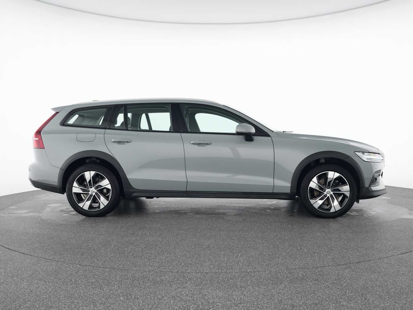 Volvo V60 Cross Country – Bild 12