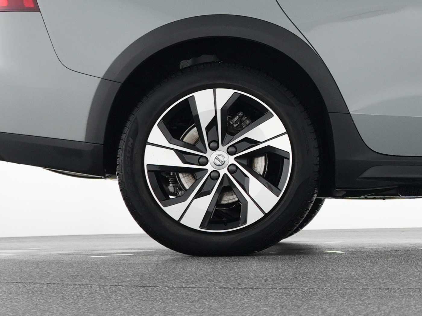 Volvo V60 Cross Country – Bild 23