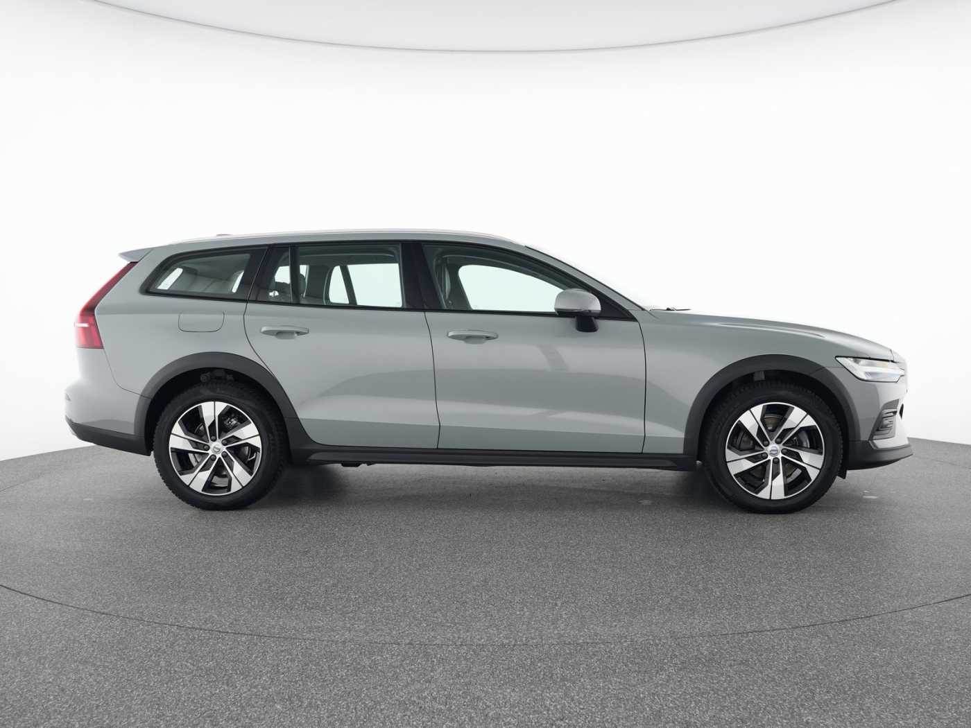 Volvo V60 Cross Country – Bild 12