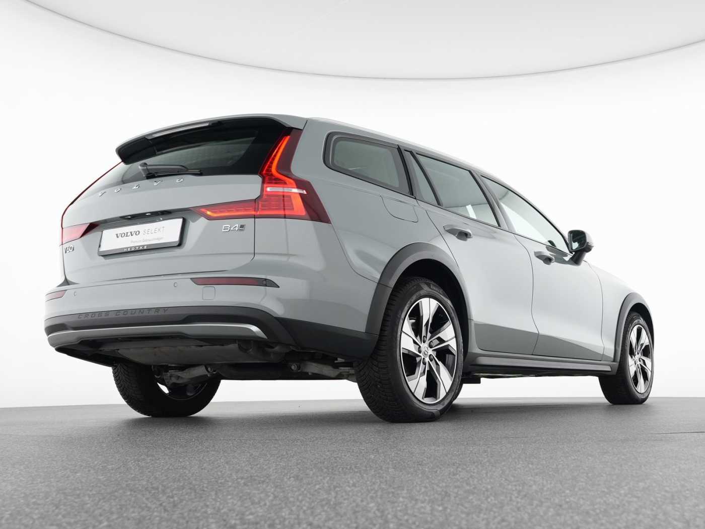Volvo V60 Cross Country – Bild 8