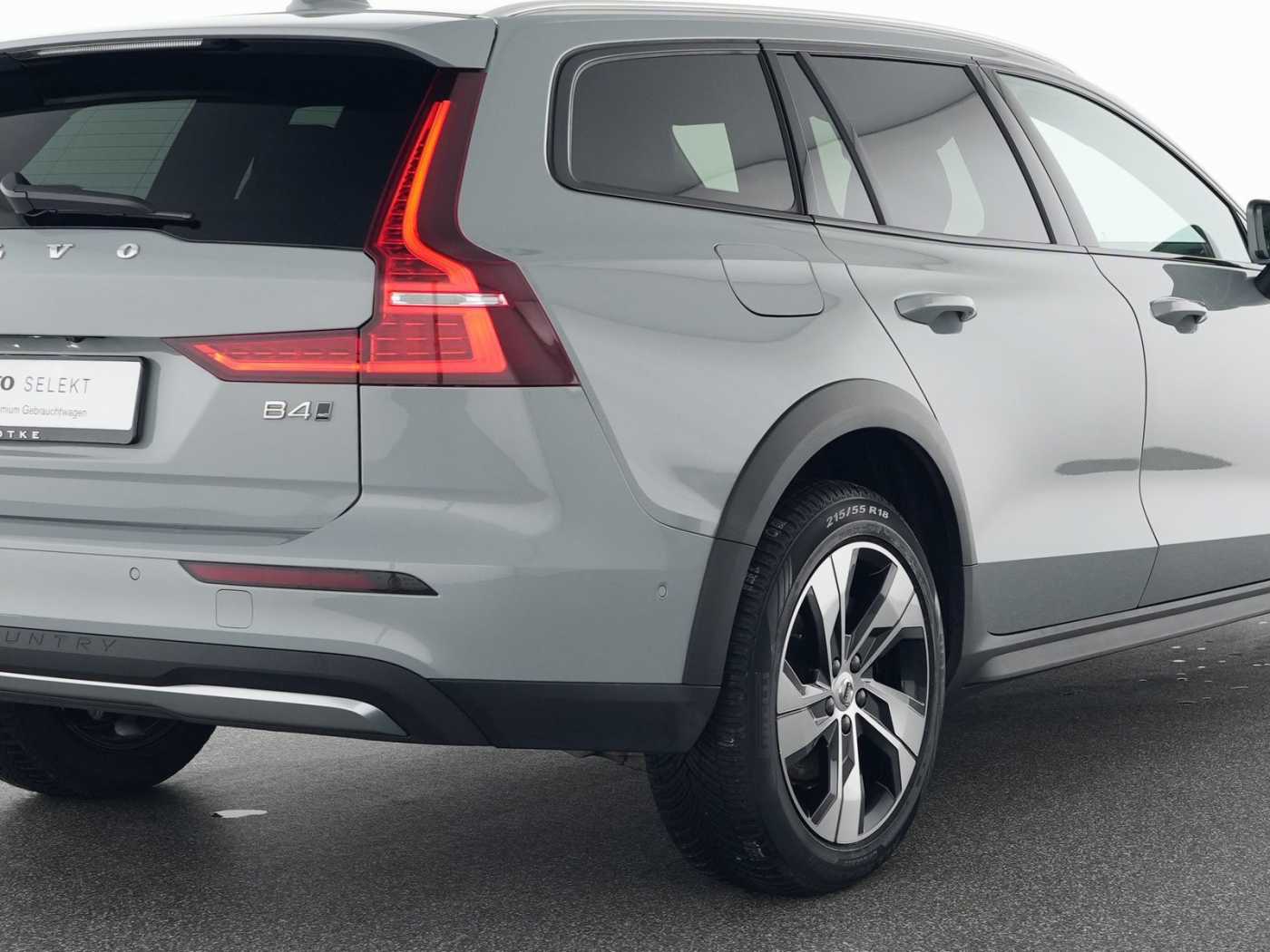 Volvo V60 Cross Country – Bild 10