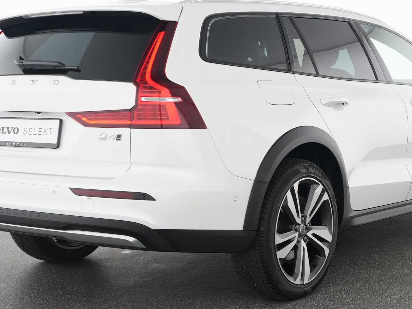 Volvo V60 Cross Country – Bild 10