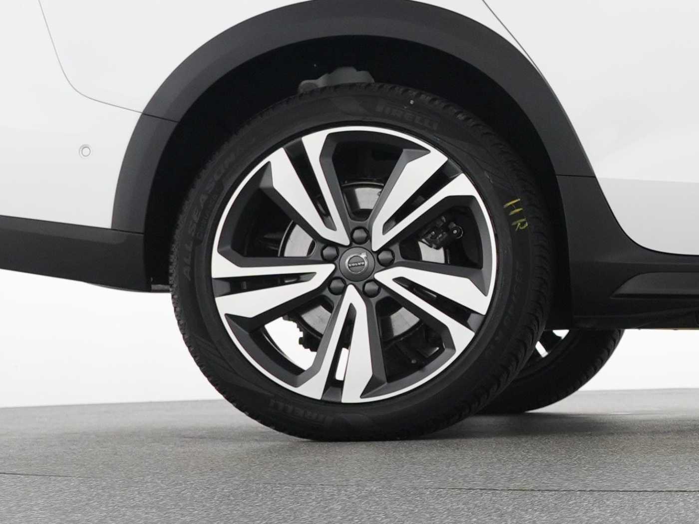 Volvo V60 Cross Country – Bild 23
