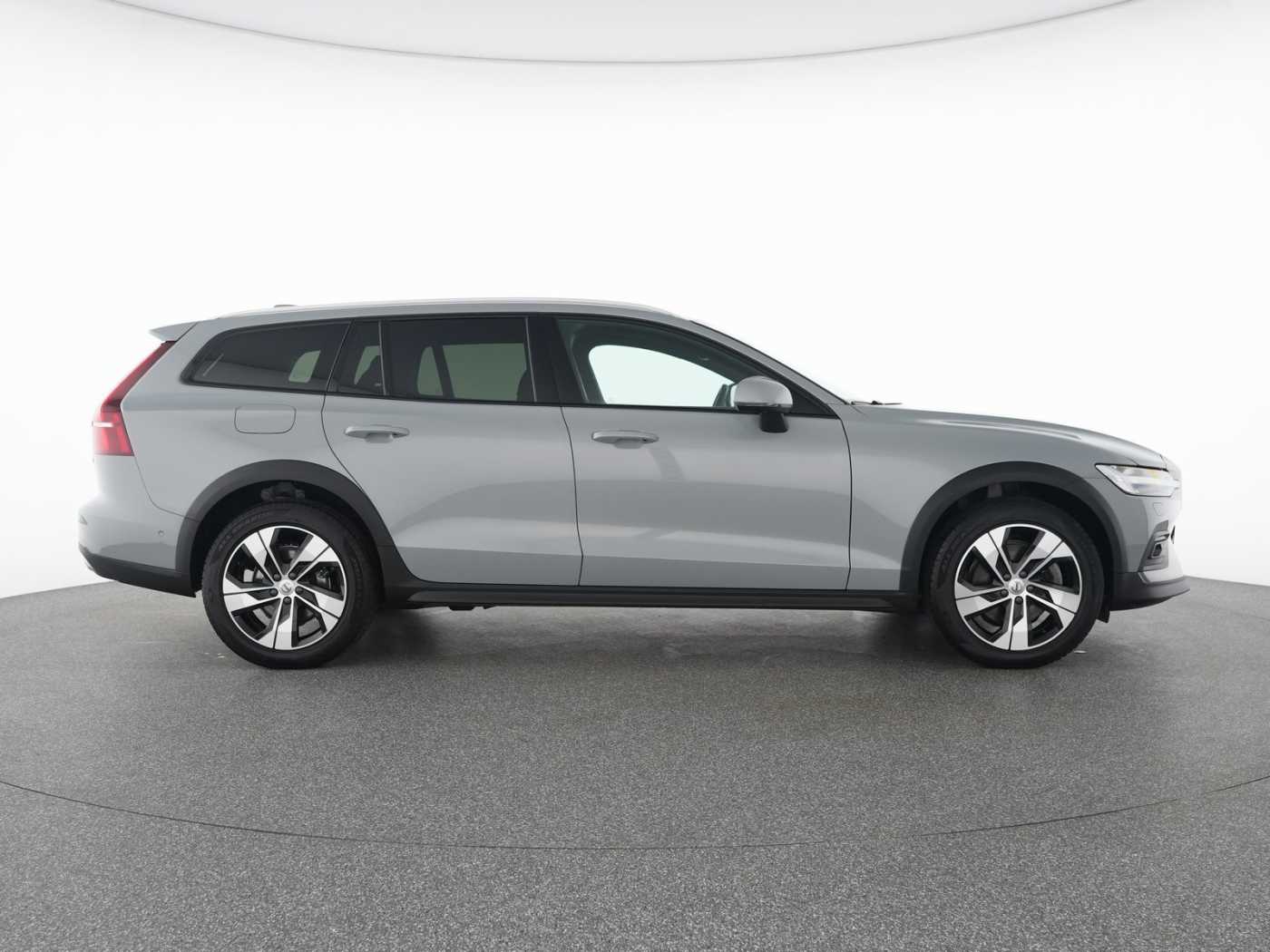 Volvo V60 Cross Country – Bild 12