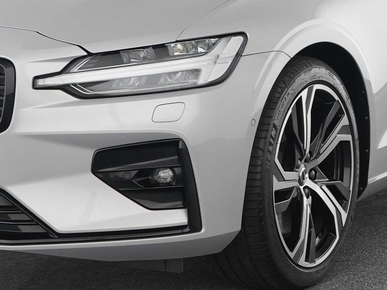 Volvo S60 – Bild 8