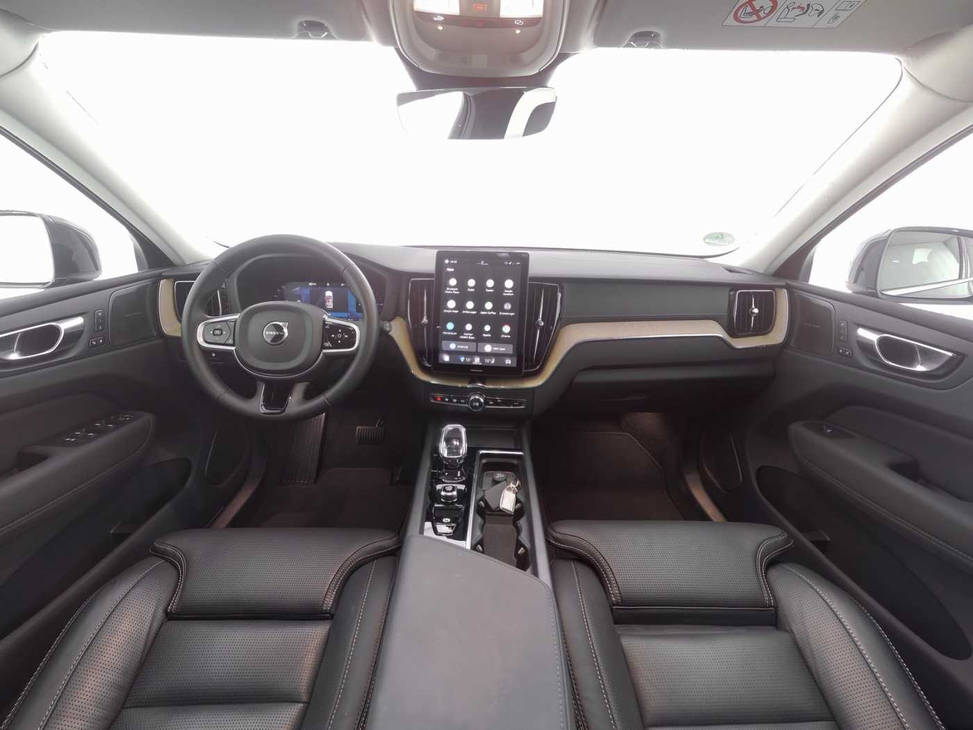 Volvo XC60 – Bild 3