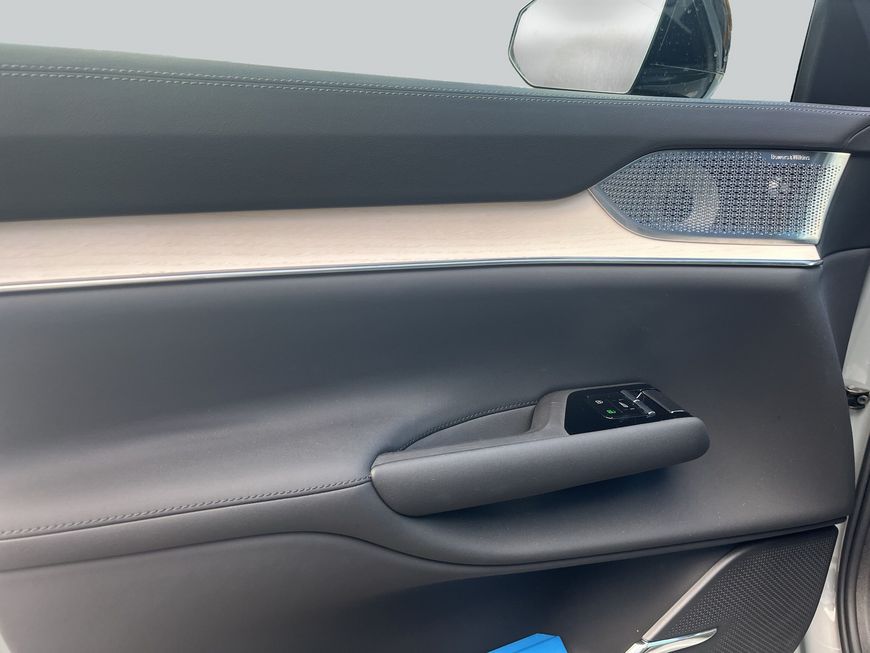 Volvo EX90 – Bild 15