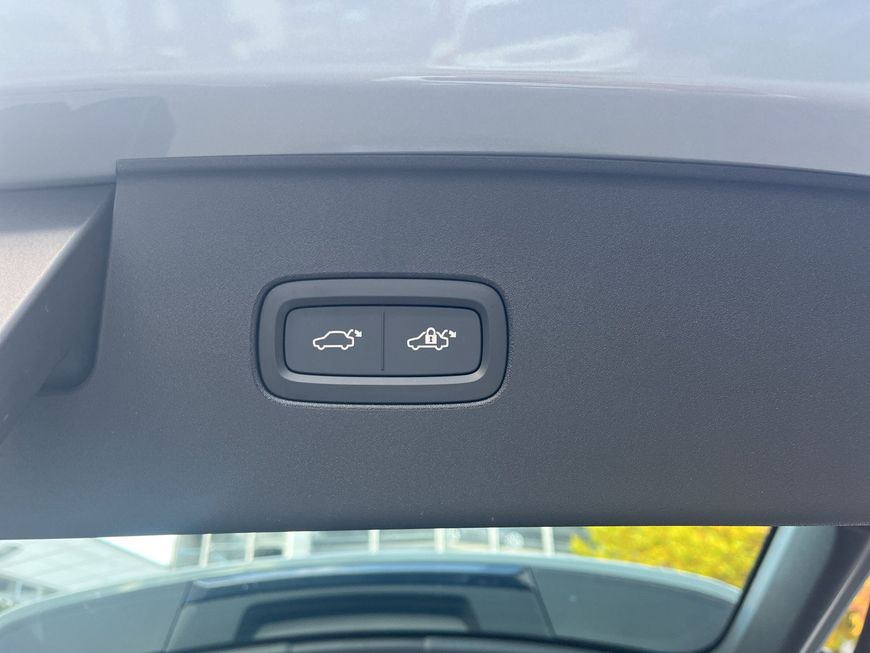 Volvo EX90 – Bild 21