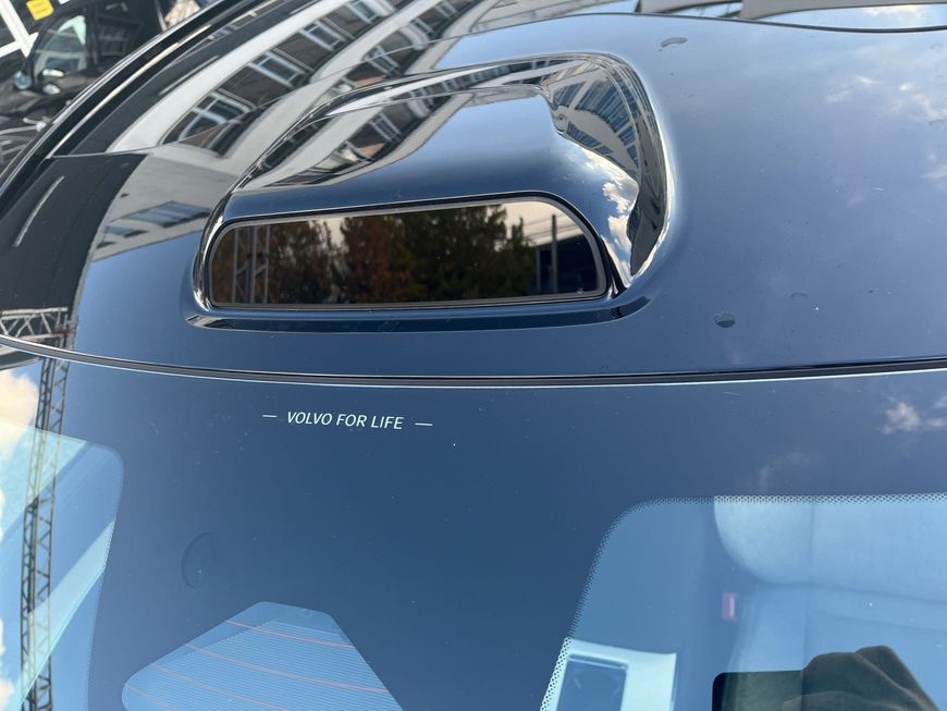 Volvo EX90 – Bild 23