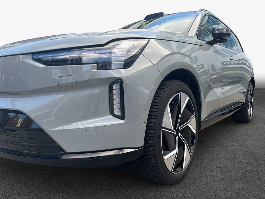 Volvo EX90 – Bild 6