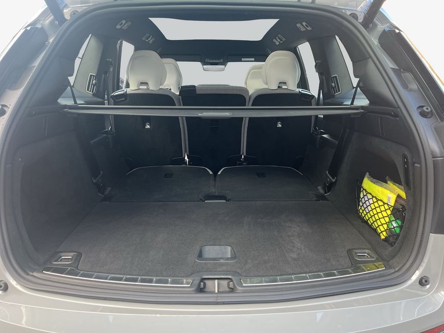 Volvo EX90 – Bild 8
