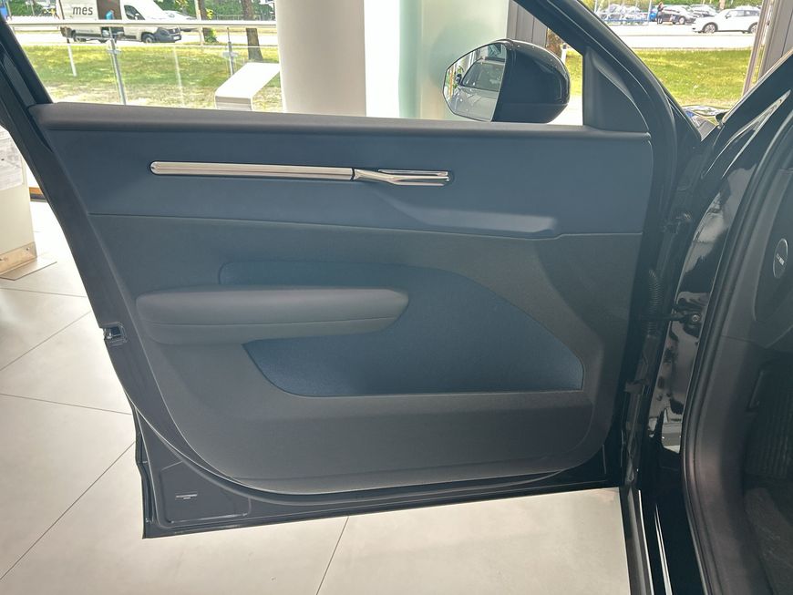 Volvo EX30 – Bild 13