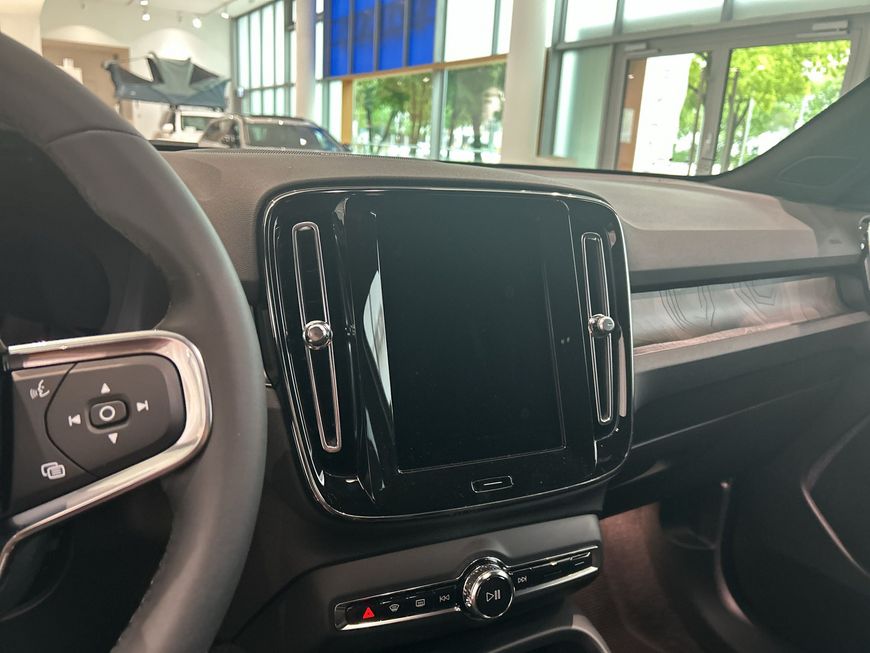 Volvo EX40 – Bild 12