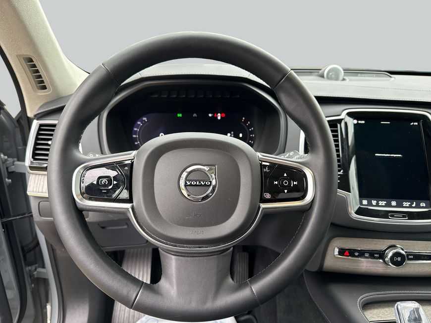 Volvo XC90 – Bild 12