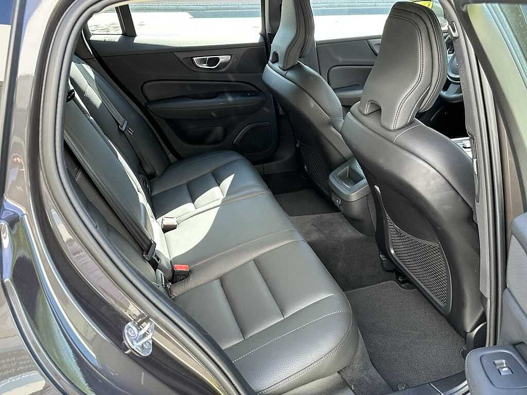 Volvo V60 Cross Country – Bild 13